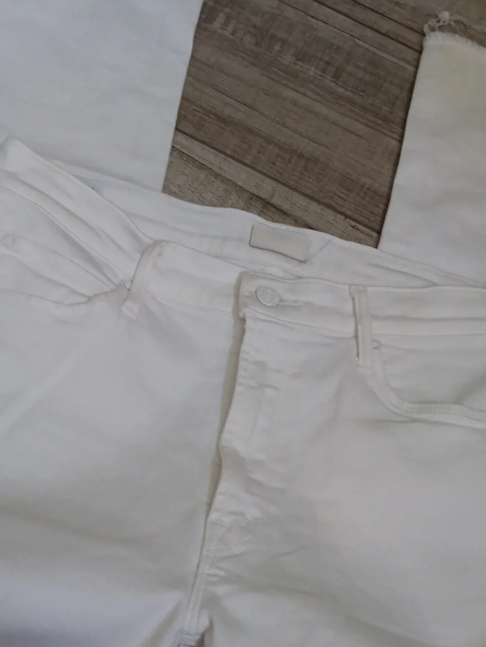 MOTHER..NEW!! MID RISE DAZZLER..SIZE 30 - Picture 2 of 9